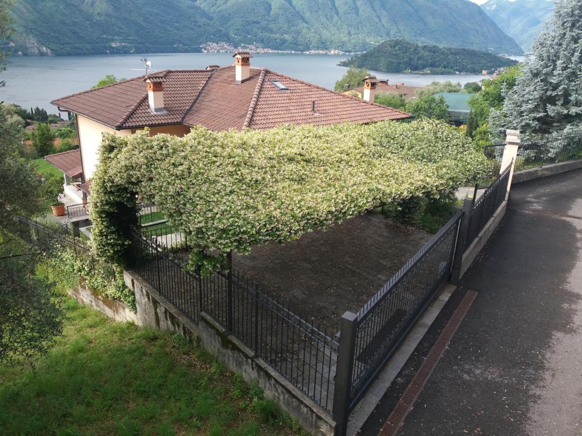 Casa Intignano - Appartamento Con Terrazzo Vista Lago Tremezzo Bagian luar foto