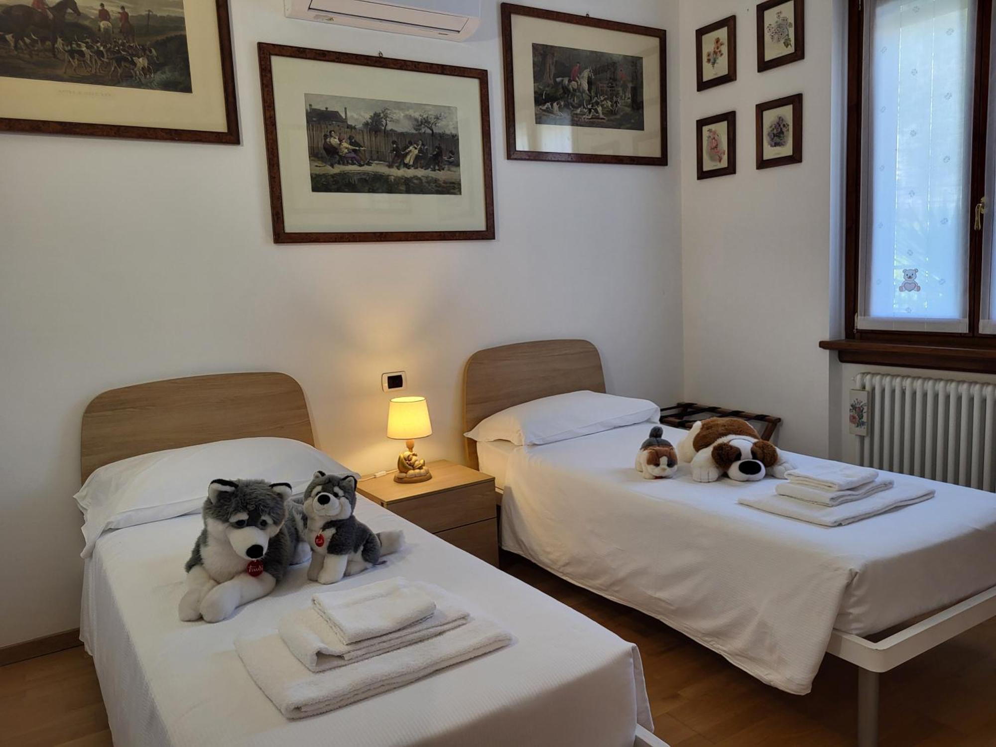 Casa Intignano - Appartamento Con Terrazzo Vista Lago Tremezzo Bagian luar foto