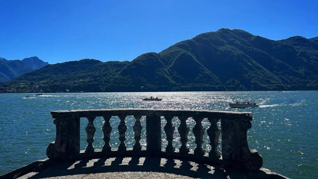 Casa Intignano - Appartamento Con Terrazzo Vista Lago Tremezzo Bagian luar foto